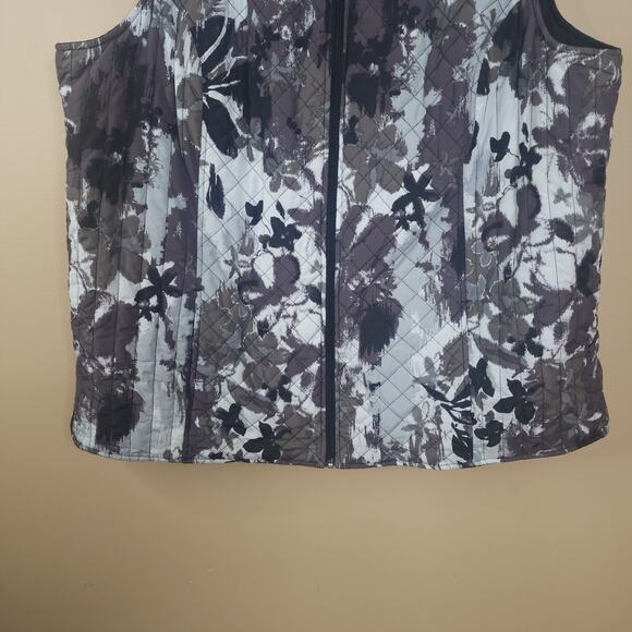 D&CO Full Zip Quilted Vest in Gray Abstract Floral Size 2X - Picture 3 of 9
